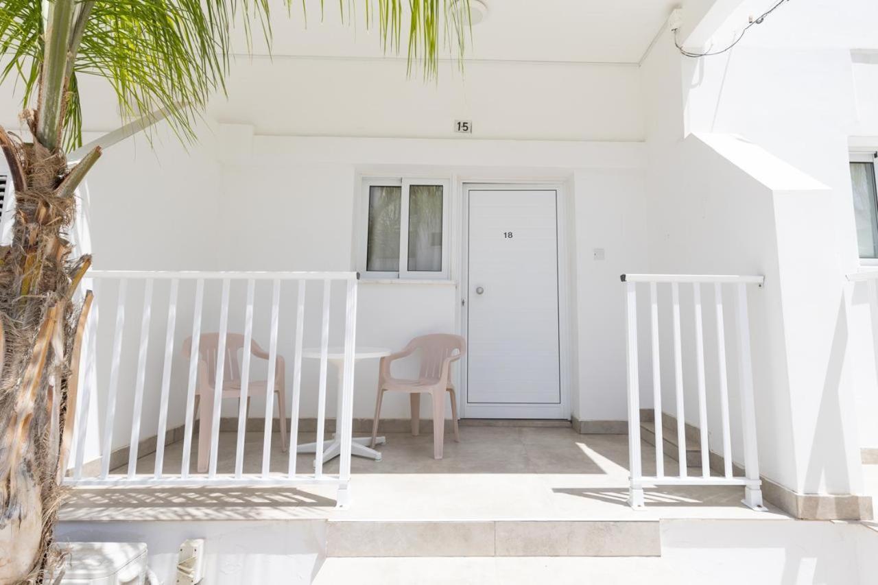 Christothea Apartments Agia Napa Buitenkant foto